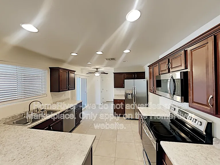 13003 W La Terraza Dr — Photo 4