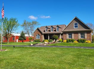 11457 Lapeer Rd, Davison, MI 48423