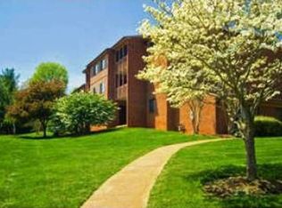 104 Turtle Creek Rd APT 8, Charlottesville, VA
