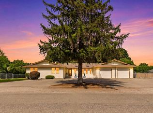 1100 S Roosevelt St, Kennewick, WA 99338