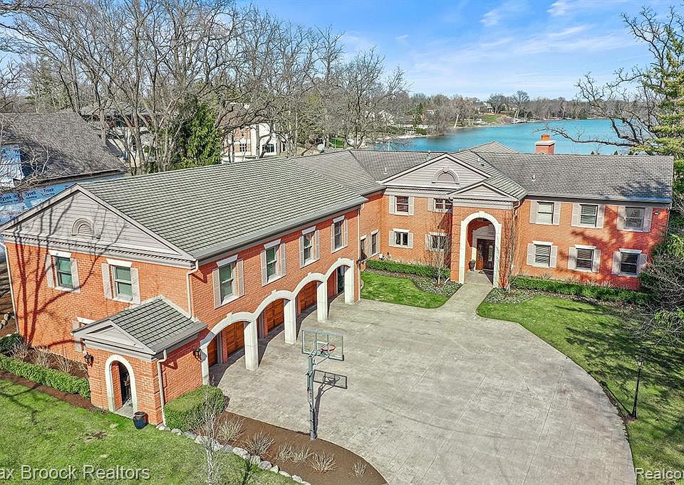 3081 Bay Shore Dr, Orchard Lake, MI 48324 Zillow