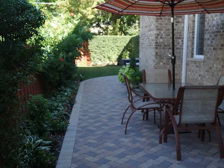 217 S Dryden Pl #2 — Photo 9