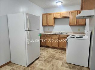 7270 Stuhldreher St NW APT 12, Massillon, OH