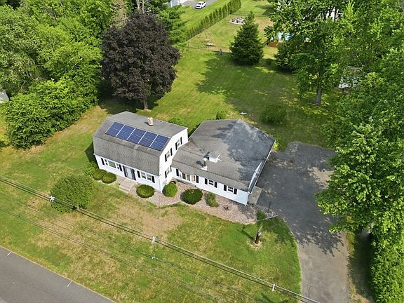 2nd image of 38 Martin Farms Rd