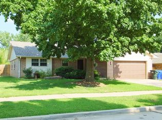 1705 Rolling Stone Dr, Norman, OK 73071