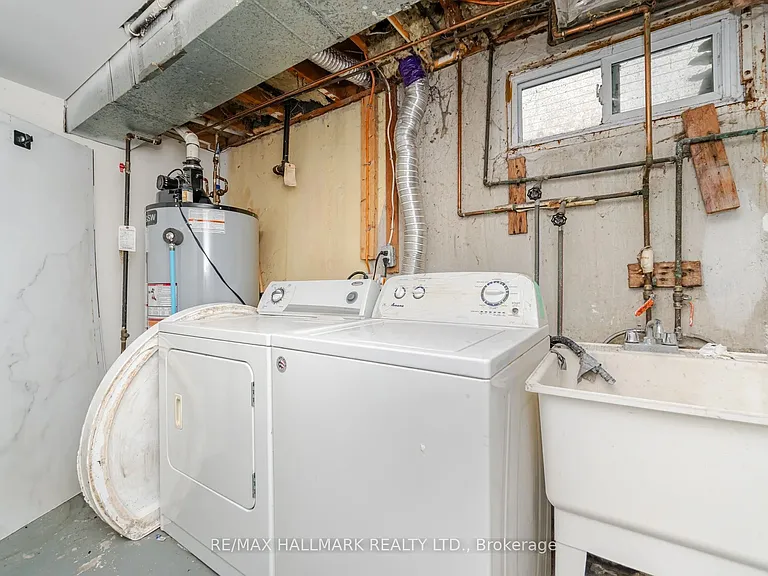 88 Bernick Dr — Photo 24