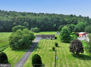 20 Brookside Rd, Pine Grove, PA 17963