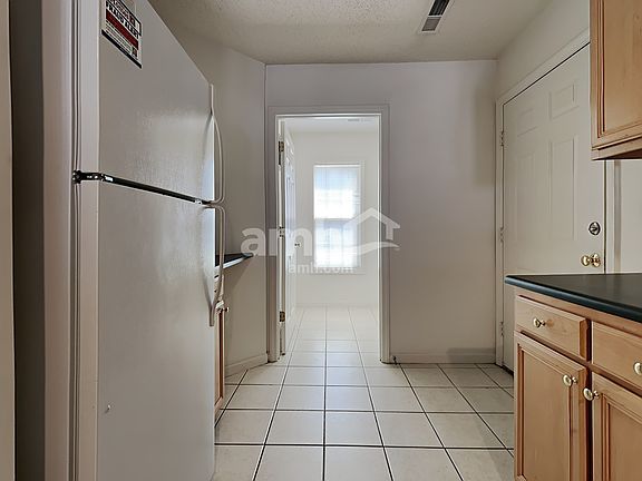 4th image of 181 Cameron Way Cir