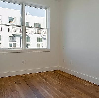 5th image of 20 Scholes St #3F