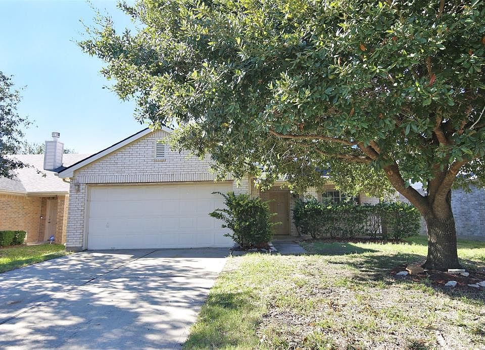1st image of 3827 Brook Garden Ln