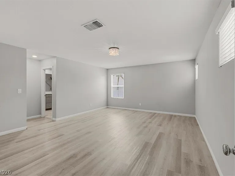 4061 Campeche Ave — Photo 12