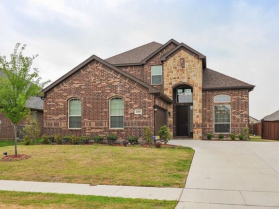 2nd image of 2939 Geneva Dr