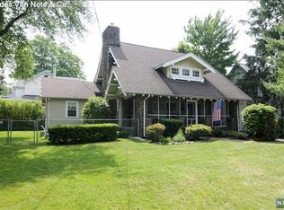 25 Church St, Verona, NJ 07044