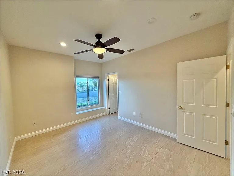 10541 Broom Hill Dr — Photo 17