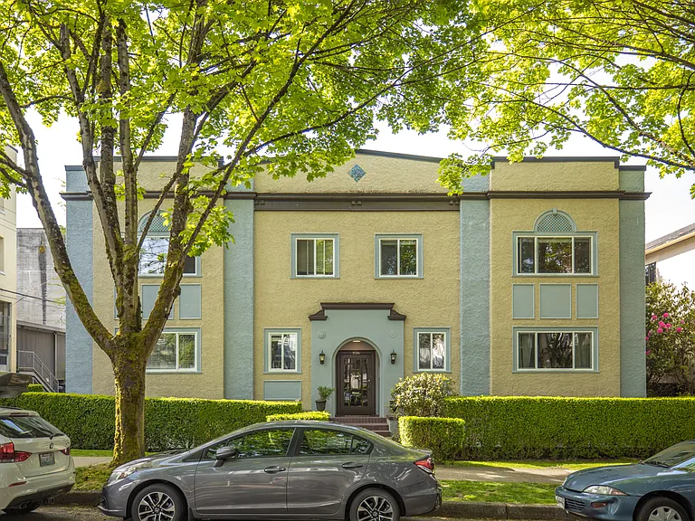 1536 W 14th Ave #21 — Photo 9