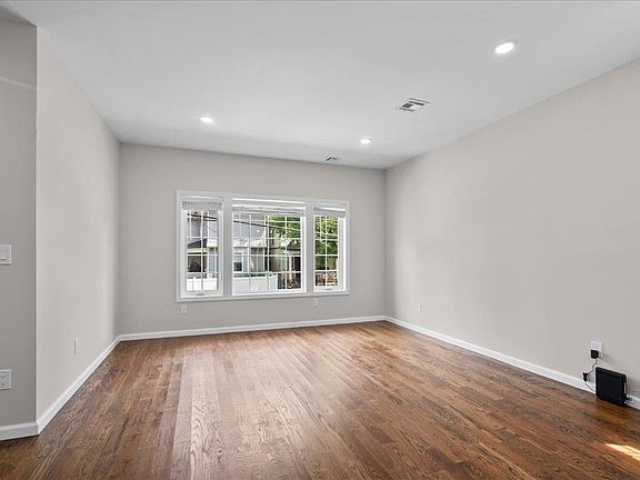 5th image of 35-37 W End Ave