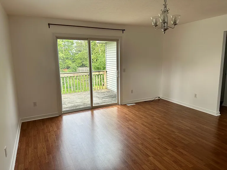 1855 Blandford Ave SW — Photo 5