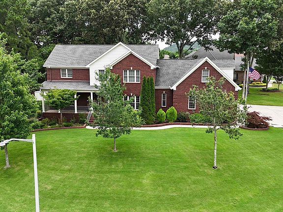 3rd image of 100 Forest Bend Dr