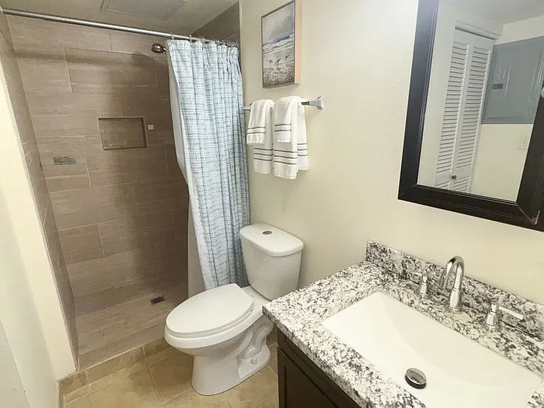 75-5873 Walua Rd #B215 — Photo 8