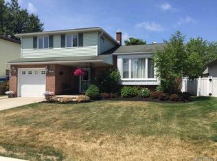102 W Cavalier Dr, Buffalo, NY 14227
