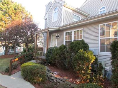 1062 Washington Grn, New Windsor, NY, 12553