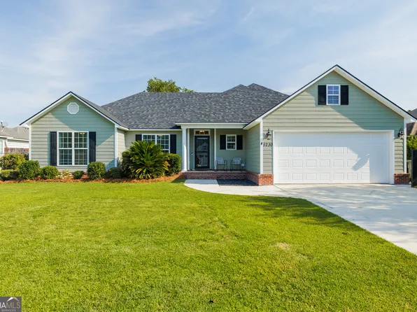 5230 Carys Brook Dr, Hahira, GA 31632