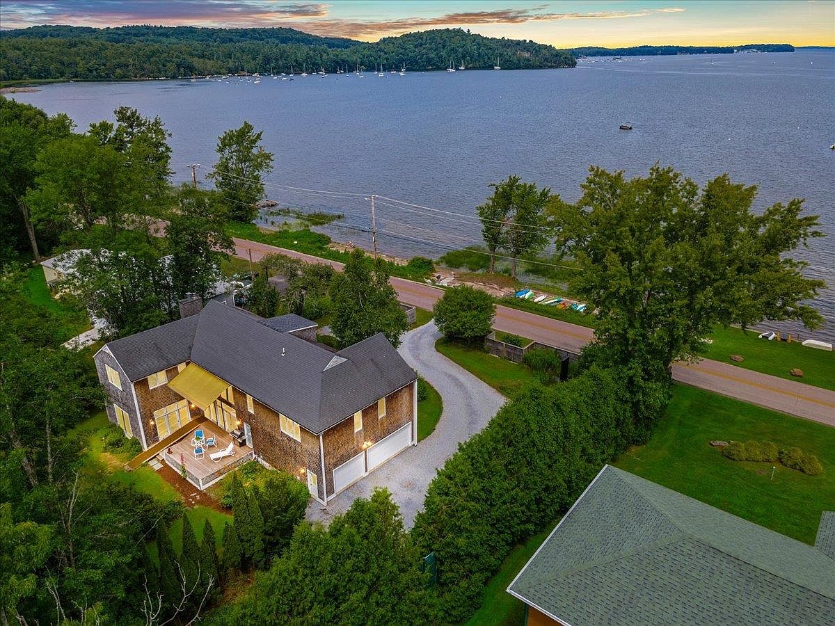 743 Bay Road, Shelburne, VT 05482 Zillow