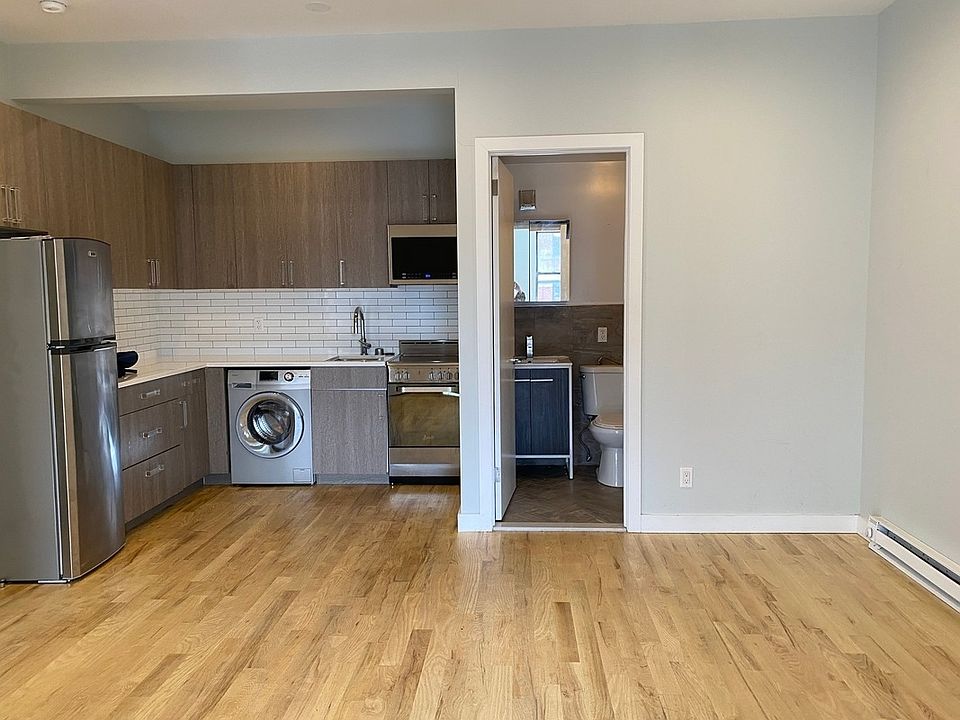 1st image of 694 9th Ave #3A2