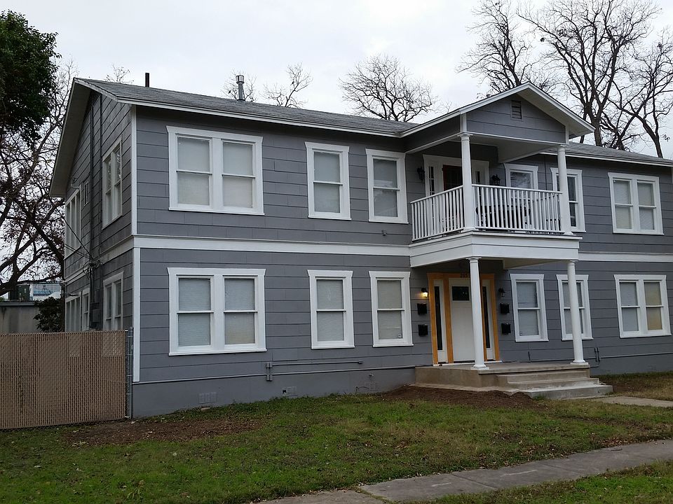 1st image of 205 Queen Anne Ct APT 1