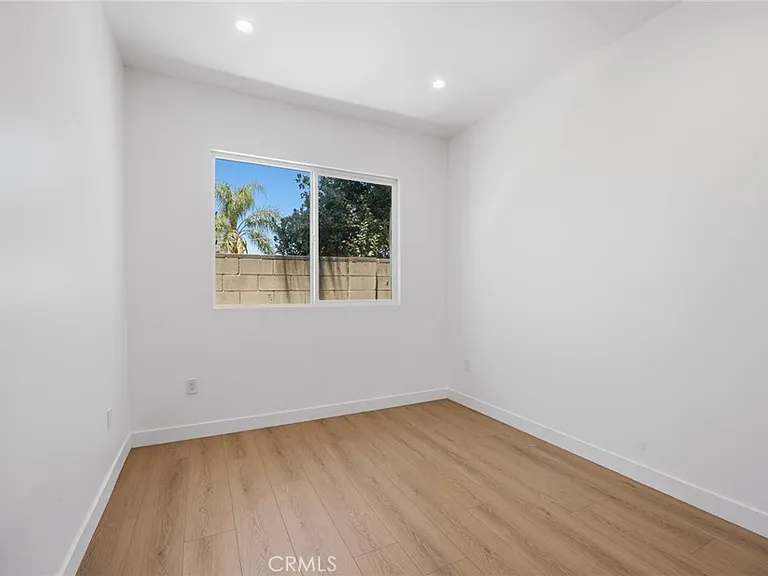 7645 Melvin Ave — Photo 11