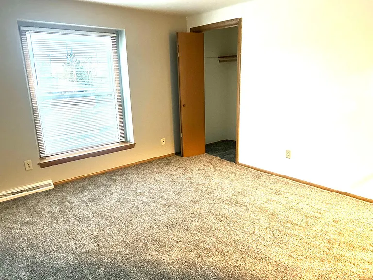 730 Fairwood Dr — Photo 6