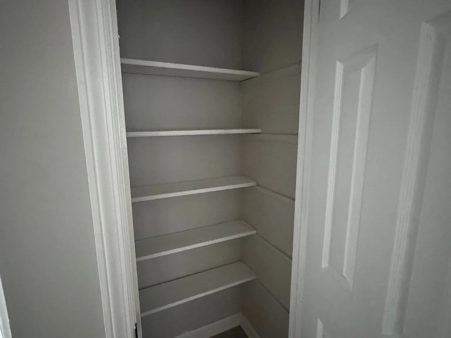 4 bed, 2.0 bath, $1,600 — Photo 4