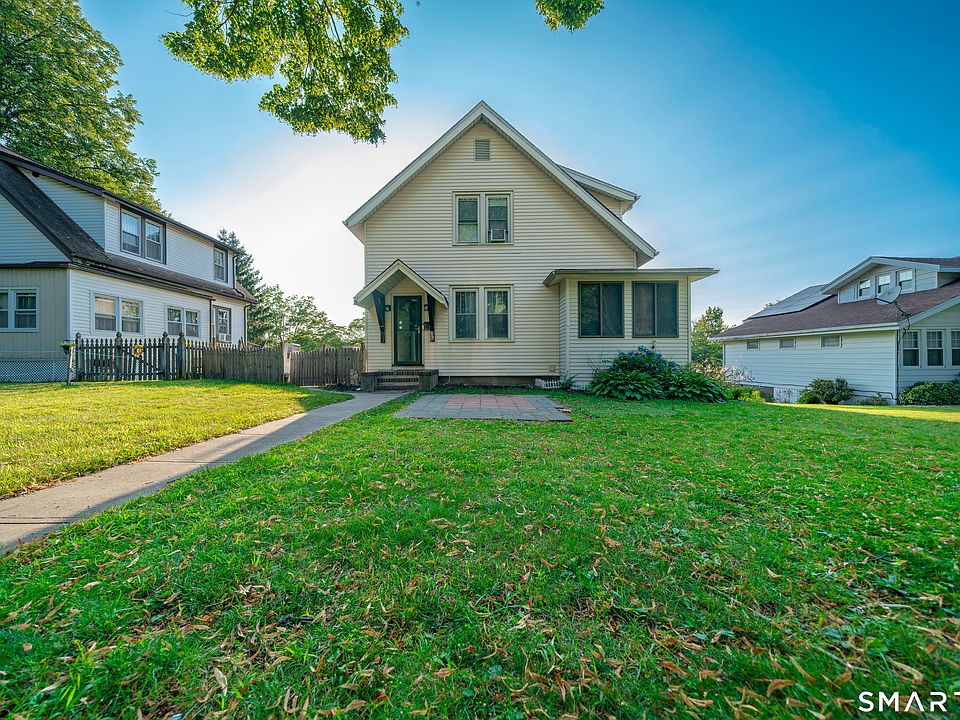 1st image of 33 Collins Parkway