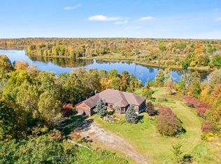 399 Grady Rd E, Rideau Lakes, ON K0G 1X0