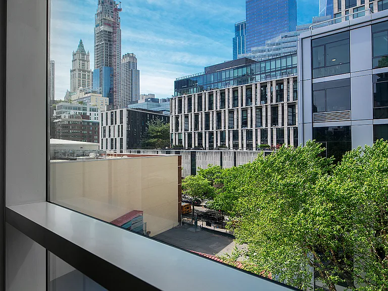 200 Chambers St #5R — Photo 7