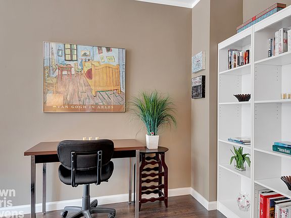 4th image of 520 E 72nd St APT 6U
