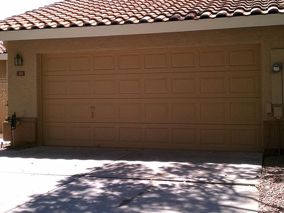 2nd image of 323 W Lodge Dr