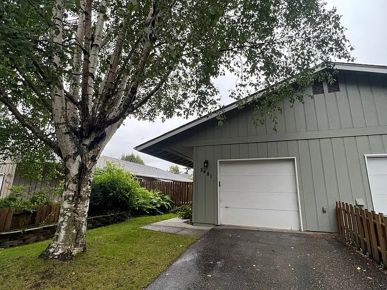 3481 E 20th Ave — Photo 35