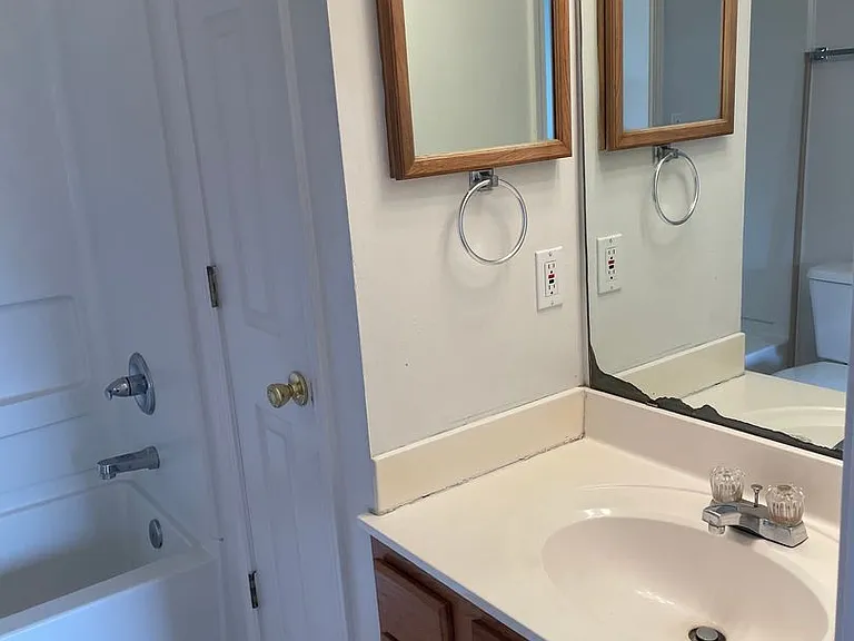 563 Florosa Ct — Photo 9