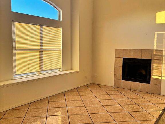 2nd image of 3840 Leticia St