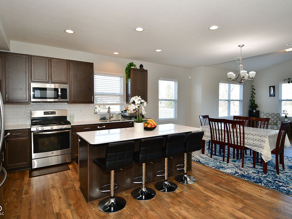 2nd image of 6006 Aspen Meadow Dr