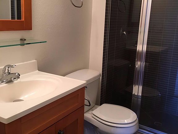 5th image of 3220 Altura Ave APT 216