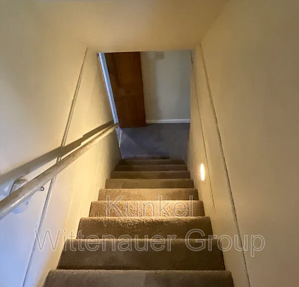 1006 Scott Troy Rd — Photo 17