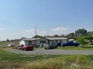 670 Beane Rd, Moxee, WA 98936