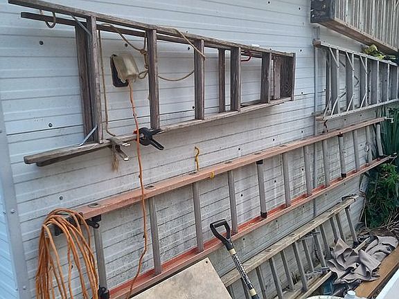 4th image of 129 N Thomas Ln