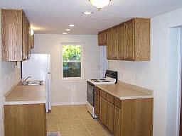 4th image of 5453 N Crestview Ave