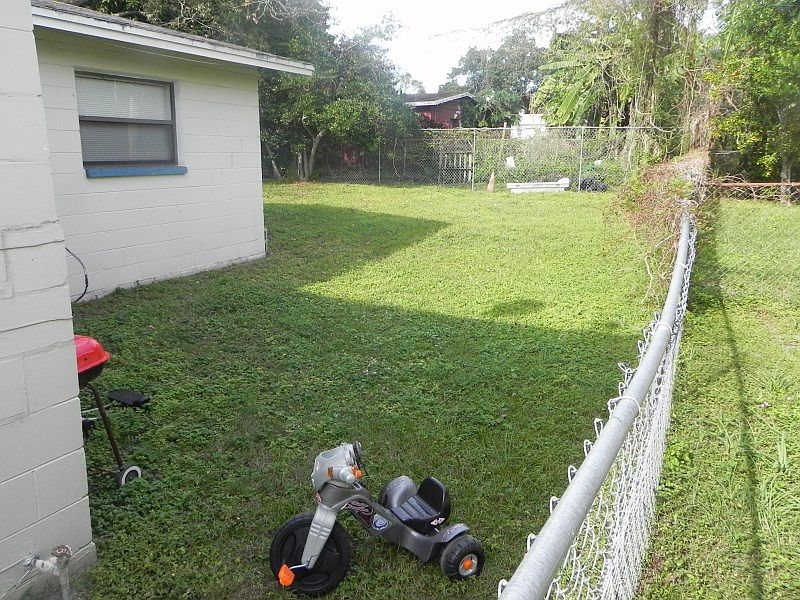 2nd image of 2721 26th Ave S