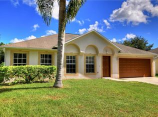 8746 104th Ct, Vero Beach, FL 32967
