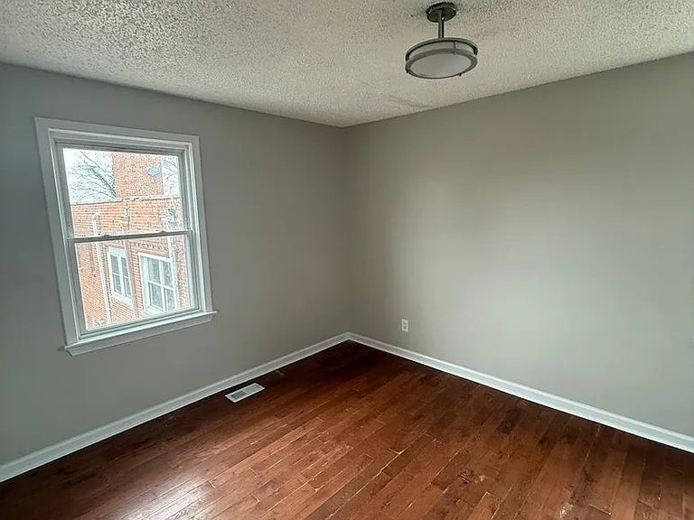 4950 Just St NE — Photo 3