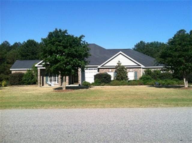Home for Sale in Byron, GA $260,000